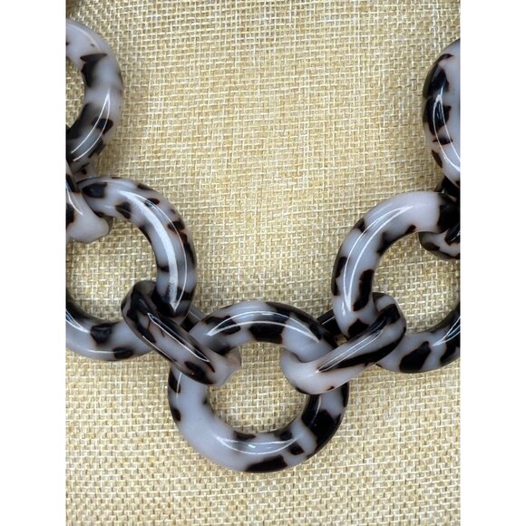 Tortoiseshell Link Statement Necklace With Gold-Tone Chain By J. Crew - Picture 6 of 7